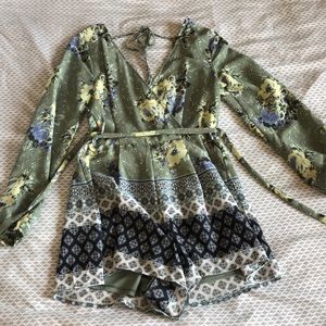 Dry goods Long sleeve, open back floral romper